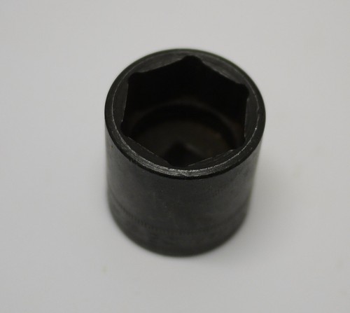 Snap shallow impact socket - on,